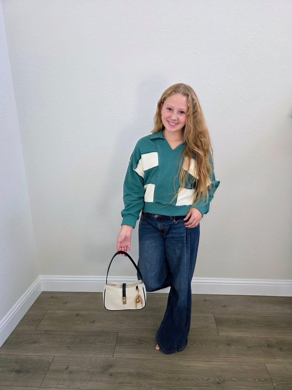 Sara Heart Shoulder Bag