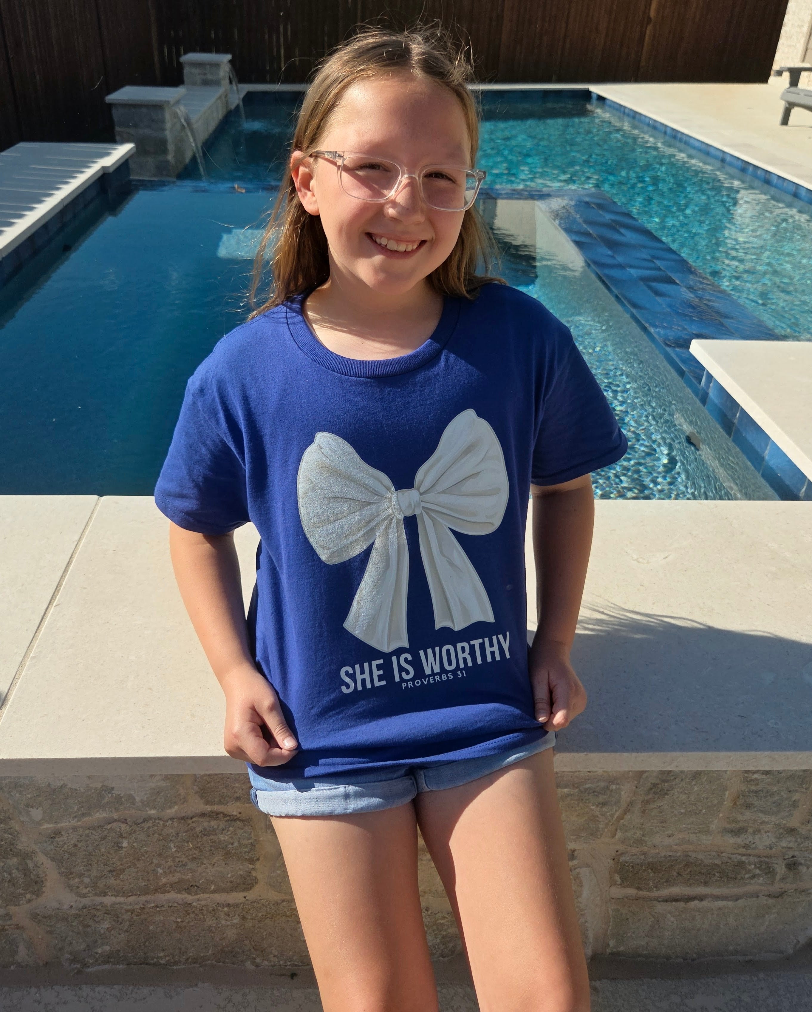 She is Worthy Tee