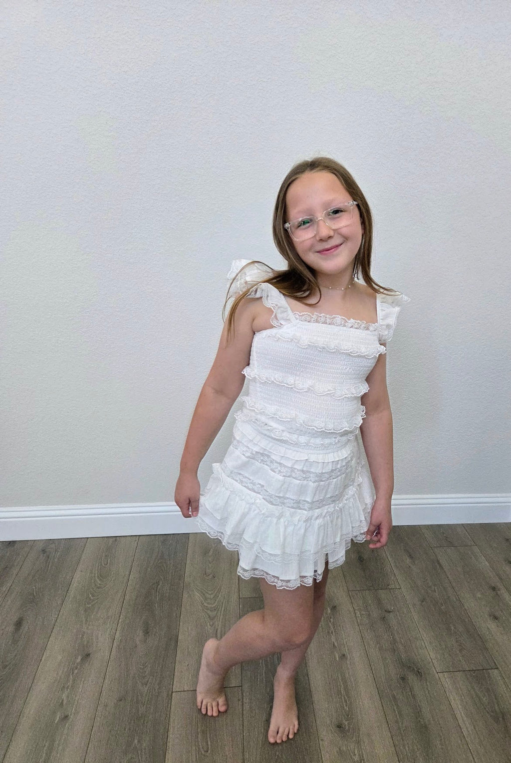Lace trim mini skirt