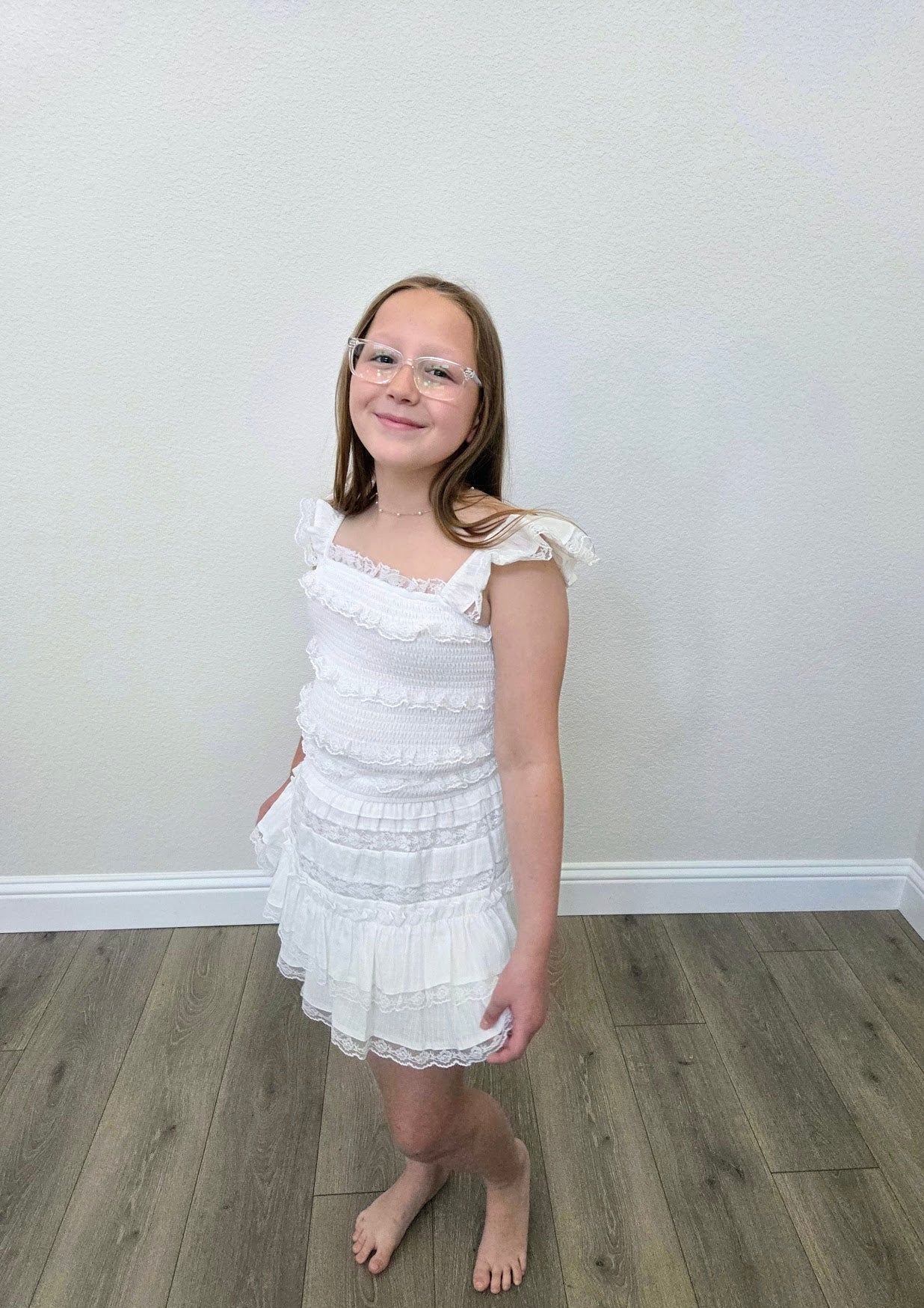 Lace trim mini skirt