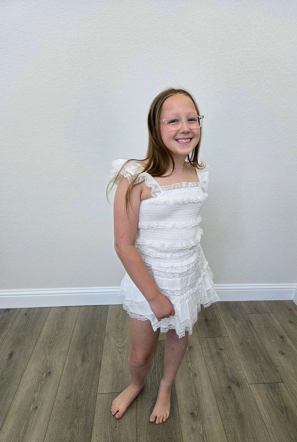 Lace trim mini skirt